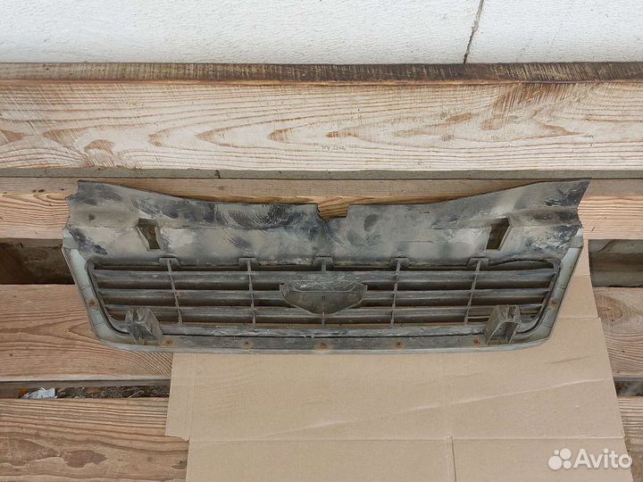 Дэу Нексия Н100 Решетка радиатора 96209251