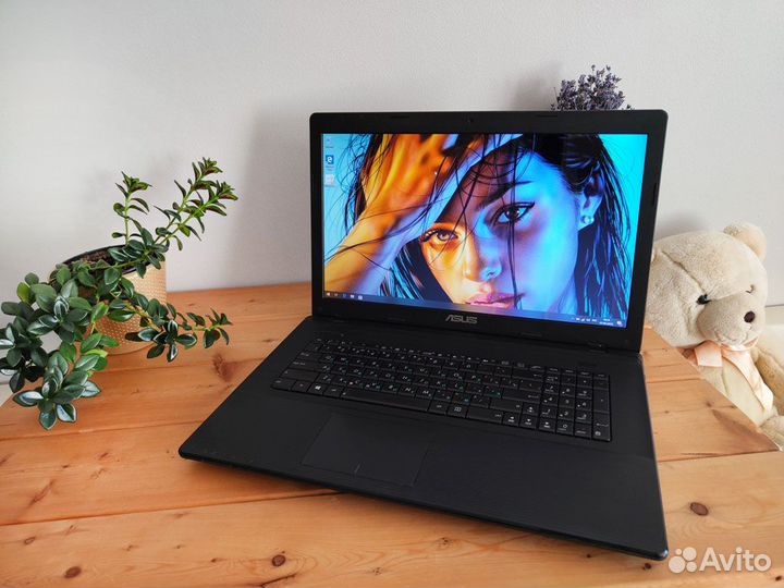 Core i3 Шикарный Большой 17,3 для всего/SSD