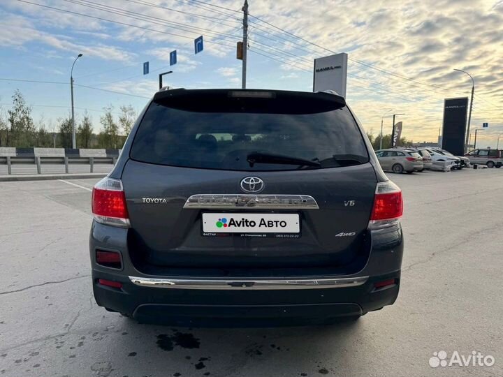 Toyota Highlander 3.5 AT, 2011, 260 883 км