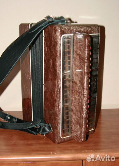 Баян Мелодия (Кировский)