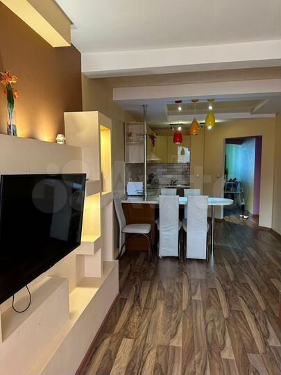 2-к. квартира, 42 м², 3/5 эт.