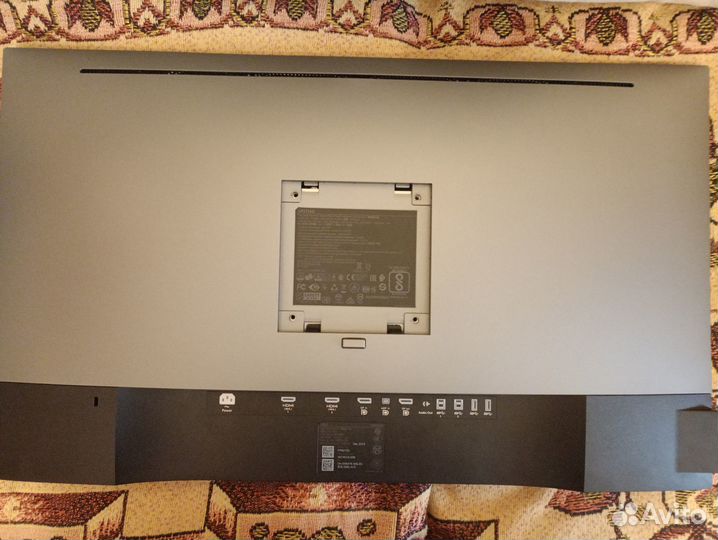 Монитор Dell UP2716D