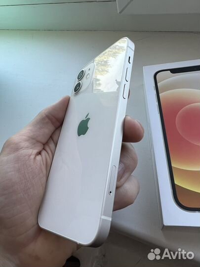 Телефон iPhone