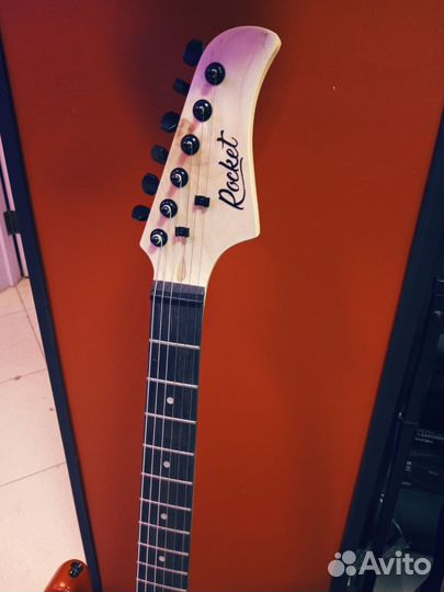 Электрогитара rocket st03 новая