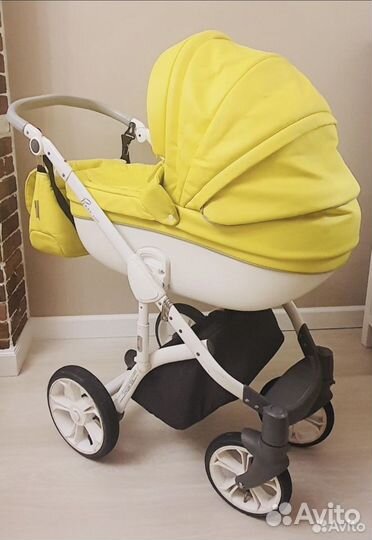 Коляска 2 в 1 эко кожа + автолюлька