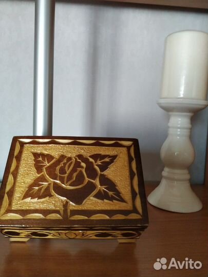 Шкатулка деревянная