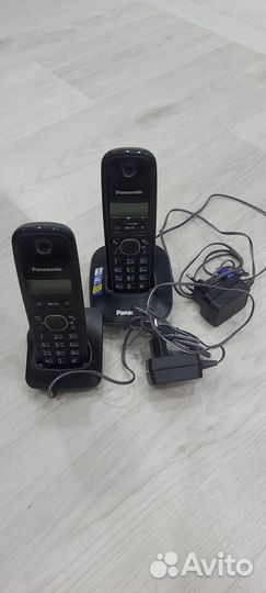 Радиотелефон panasonic с двумя трубками
