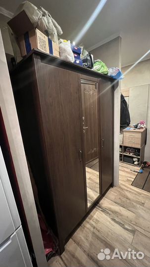 Продам шкаф в прихожую