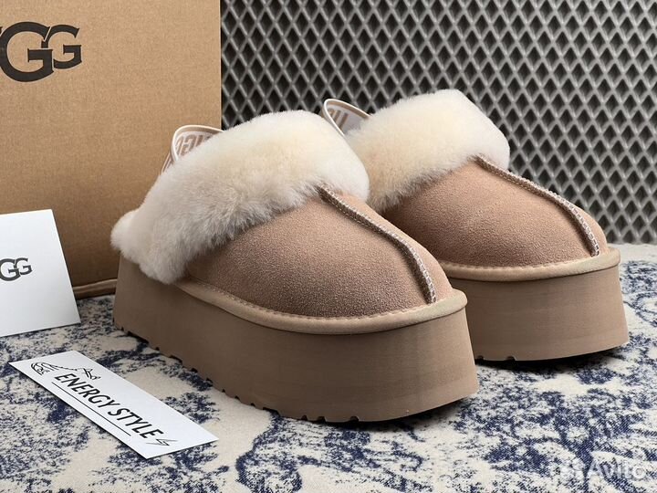 Тапочки Ugg Funkette Suede Platform Sand