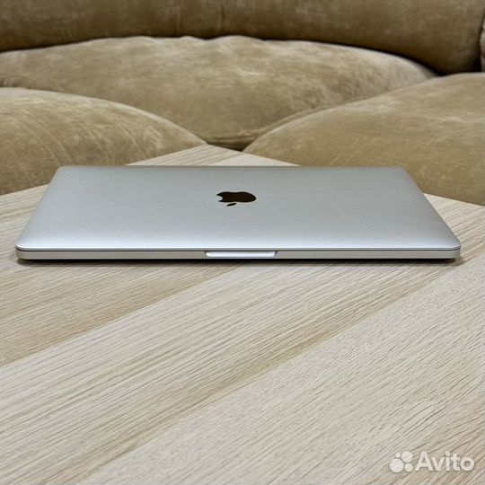 MacBook Pro 13 2017 i5/16/128 (янв1/10)