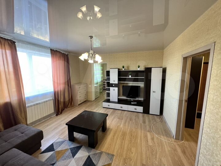 2-к. квартира, 92 м², 8/25 эт.