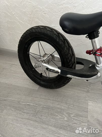 Беговел jetcat