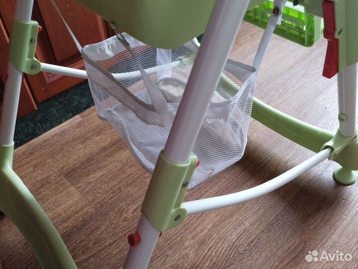 Стульчик для кормления Geburt