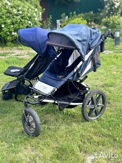 Две коляски mountain buggy и переноска