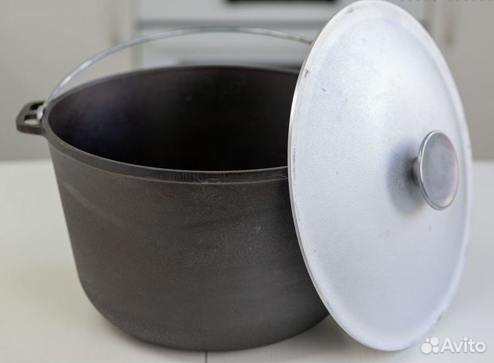 Котел чугунный походный 6 л с алюминиевой и дужкой