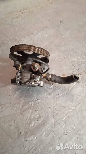 Насос гидроусилителя руля Mitsubishi Space Star