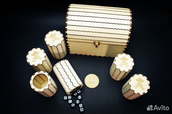 Пиратский набор для игры в кости