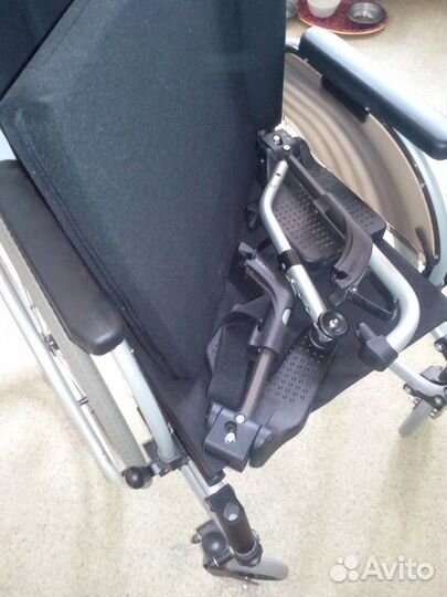 Инвалидная коляска