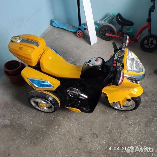 Детский мотоцикл на аккумуляторе бу