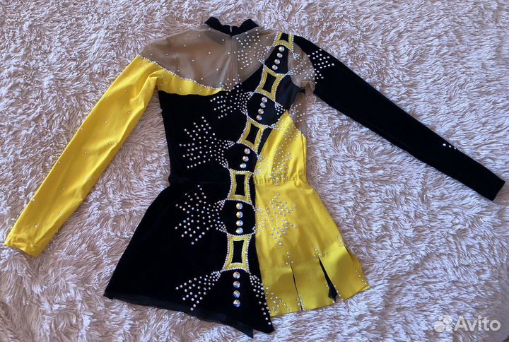 Купальник для художественной гимнастики