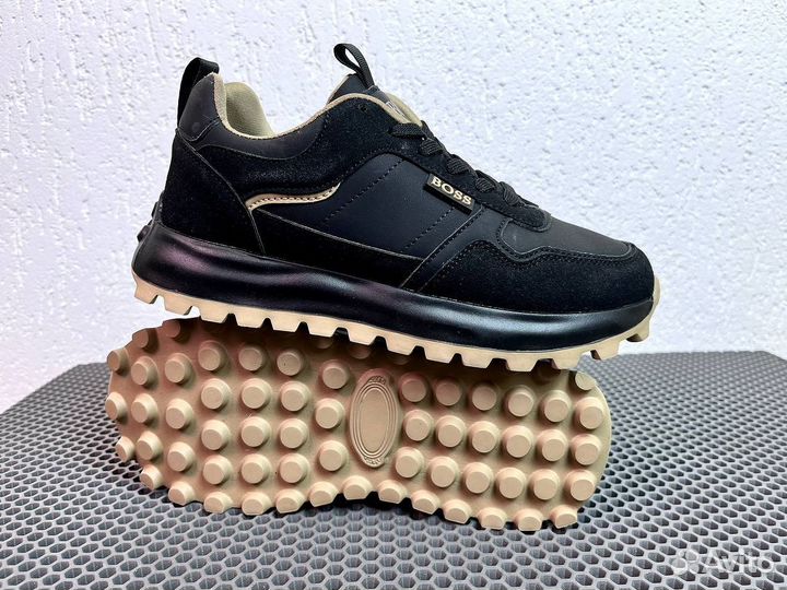Кроссовки Boss качественные