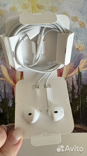 Наушники Apple EarPods Lightning из комп iPhone 11