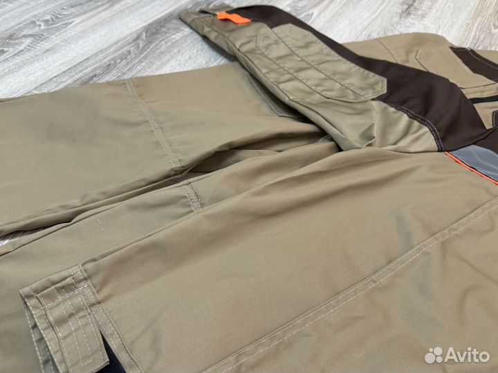 Спецодежда. Костюм для рабочих 