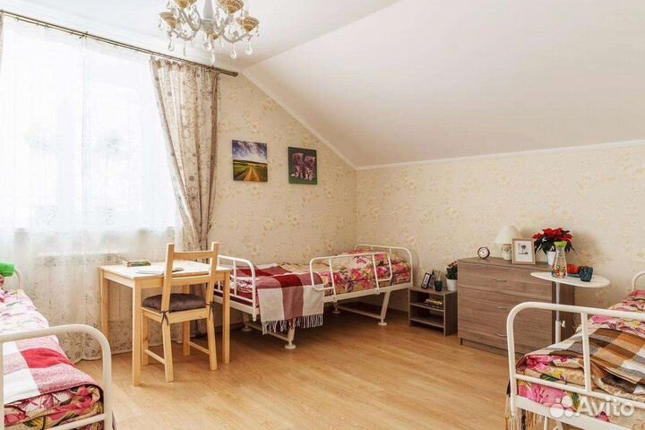 Медицинская сестра в пансионат
