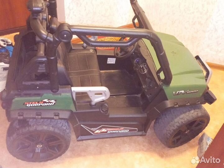 Детский электромобиль