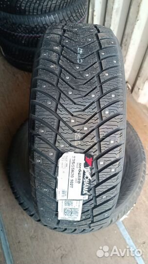 Yokohama Ice Guard Stud IG55 235/55 R20 102T