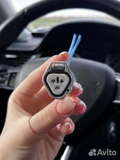 Разъем для корректора фары Toyota