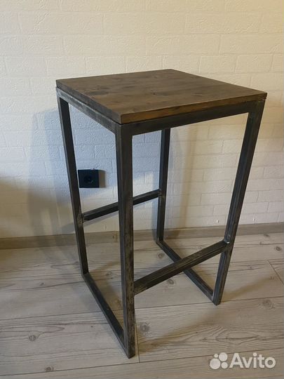 Барный стул