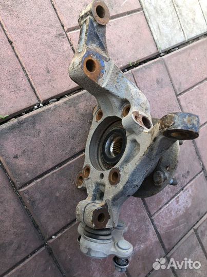 Поворотный кулак + ступица колеса KIA Optima