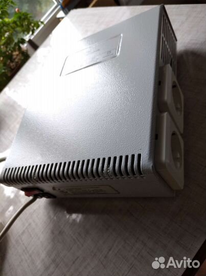 Стабилизатор напряжения штиль