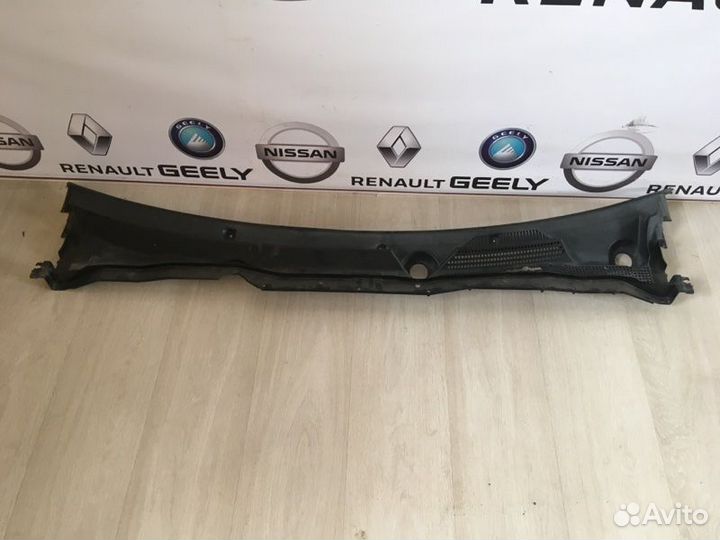 Жабо Nissan almera classic B10