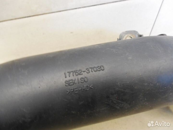 Патрубок воздушного фильтра Corolla E15 2006-2013