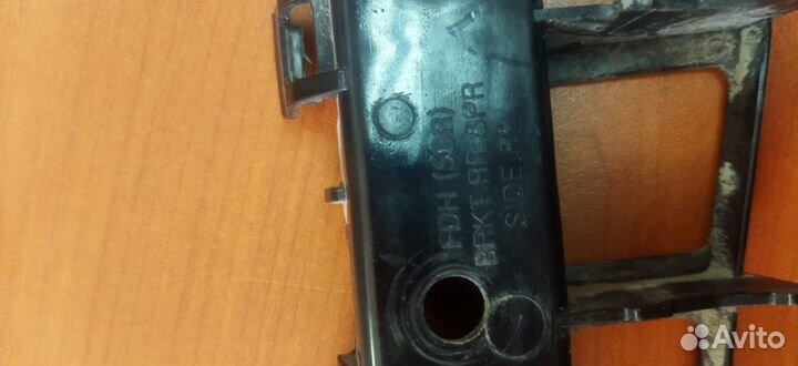 Крепление заднего бампера Hyundai i30