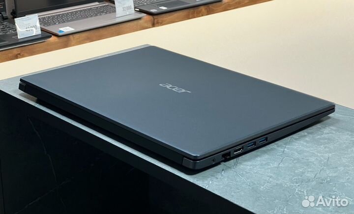 Игровой Acer i3-7020U/ MX130/ 8GB/ SSD/ Full HD