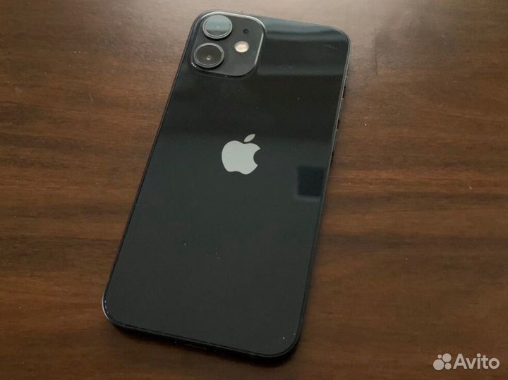 iPhone 12, 64 ГБ