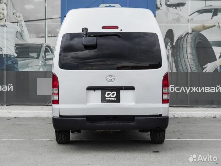 Toyota Regius Ace 2.8 AT, 2013, 127 271 км