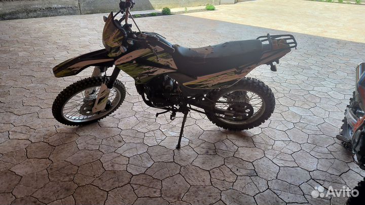 Рейсер 200