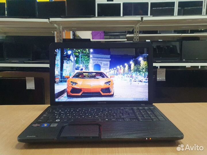 Toshiba/E1 1200/4gb/AMD HD 7310/500GB/15.6