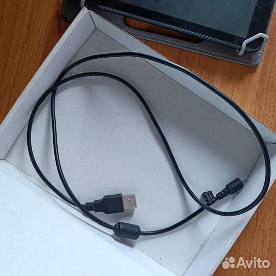 Планшет irbis HIT