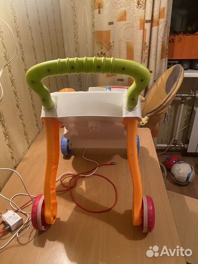 Развивающий автомобиль-толкар