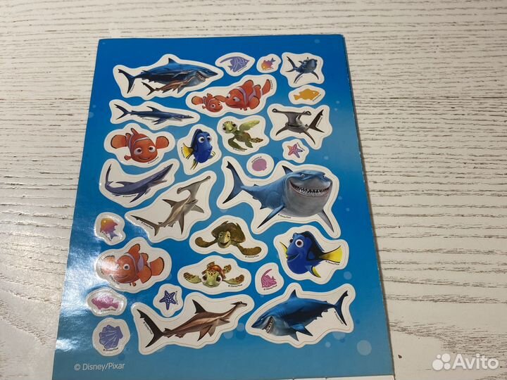 В поисках немо наклейки