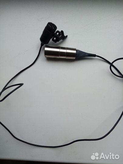 Микрофон петличный Shure sm 11