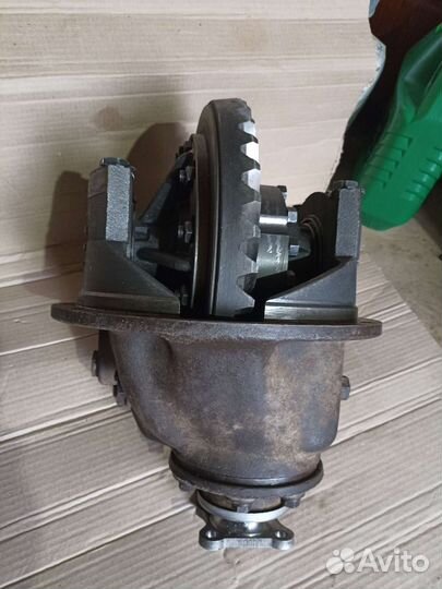 Редуктор с паза