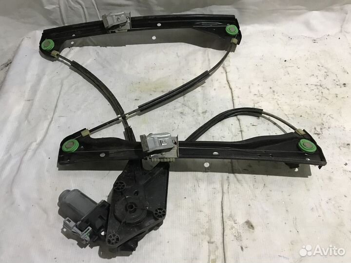 Стеклоподъемник электр. передний левый VW Polo Sed