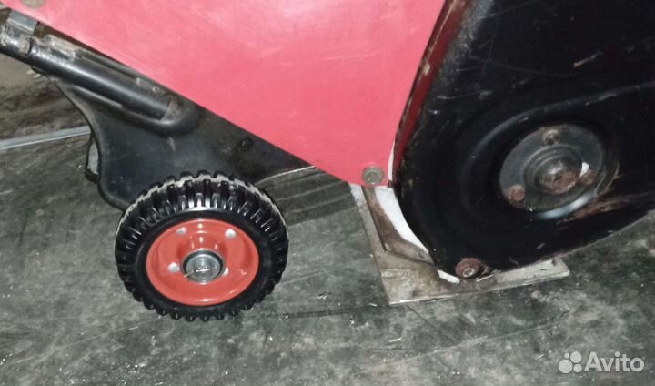 Снегоуборщик honda HS 621