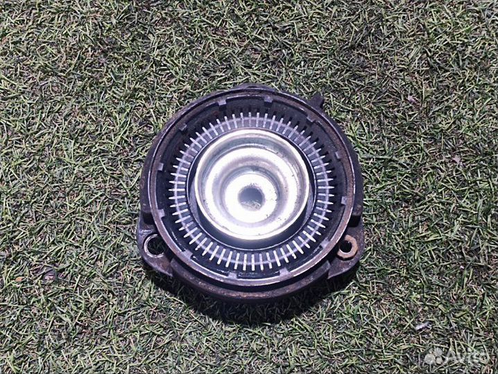 Опора амортизатора Volkswagen Jetta VI 1.6 cwva